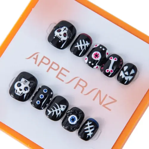 Spooky Fun Press-On Nails | Cute Halloween Nail Art - Appearanz